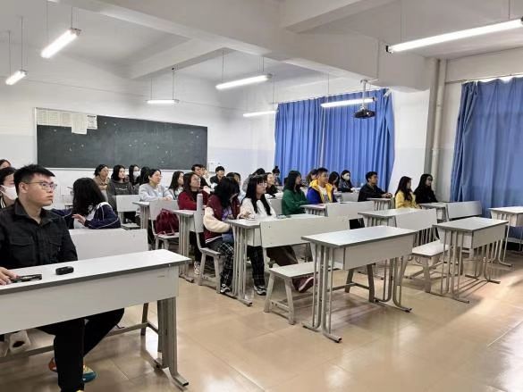埋头苦干，奋勇前行：我院师生热议党的二十大报告（三）