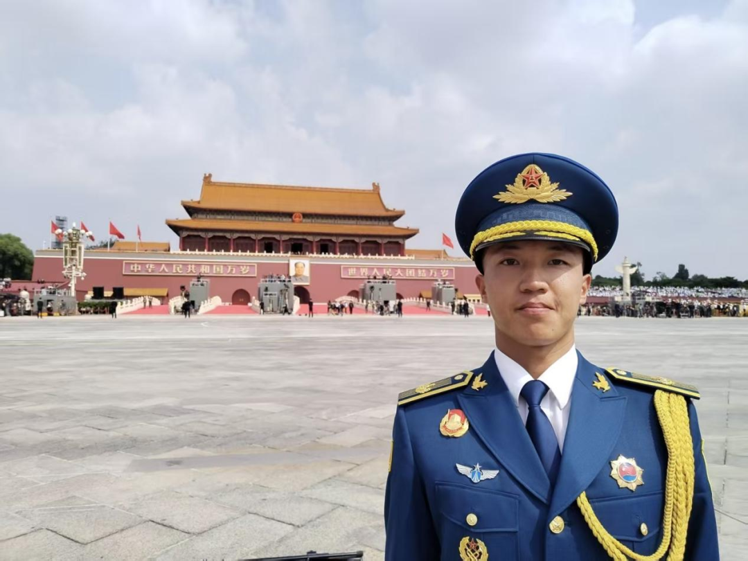 九三阅兵中的文理学子：赵宝隆，奏响青春最强音