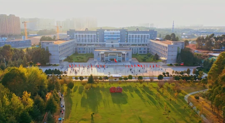 昆明文理学院探索政校企协同育人 助力地方经济社会高质量发展